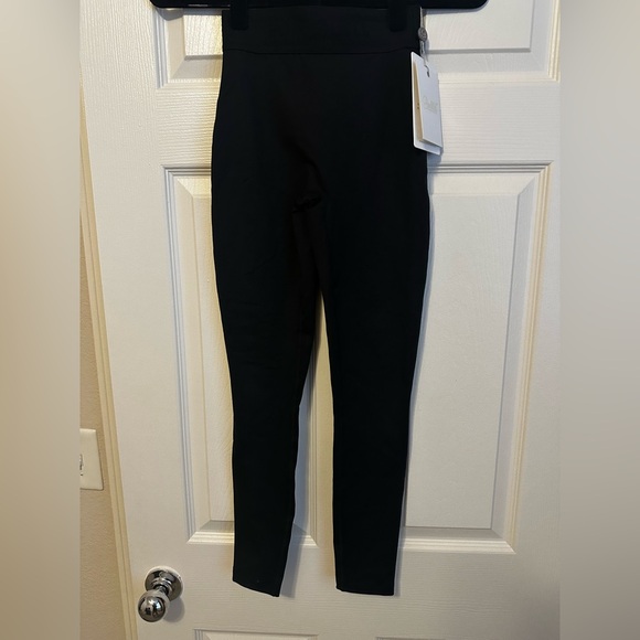 Bombshell Sportswear Black Leggings